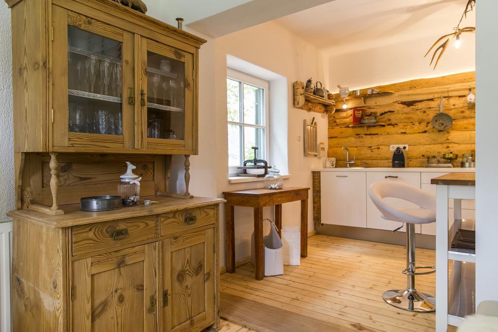 Forest Chalet, 15 Min To Salzburg Olt Town, And Most Beautiful Lakes, Secluded Location, 1,000 Sqm Garden, Mountainview, Panorama Sauna, Bath Whirlpool, Bbq&Bikes&Sunbeds For Free, Up To 10 P Golling an der Salzach Cameră foto